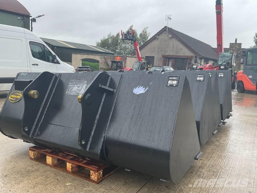 Manitou 1 CM Bucket Sollevatori telescopici