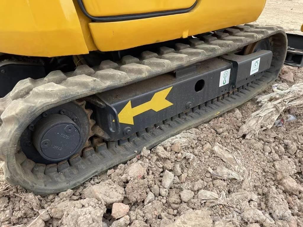 Komatsu PC18 Miniescavatori