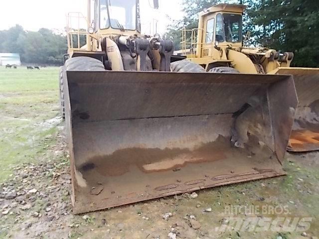 CAT 980C Pale gommate