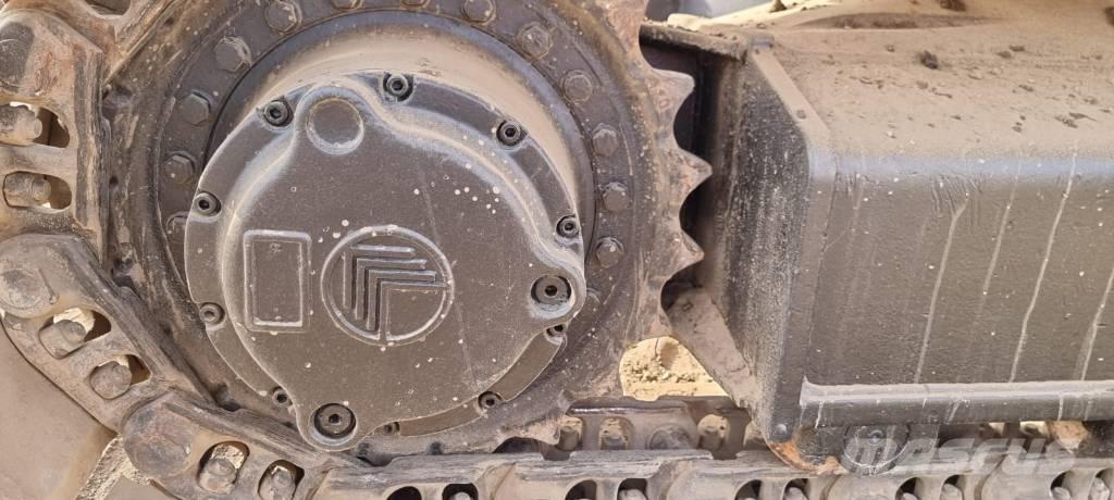 JCB JS 200 LC Escavatori cingolati