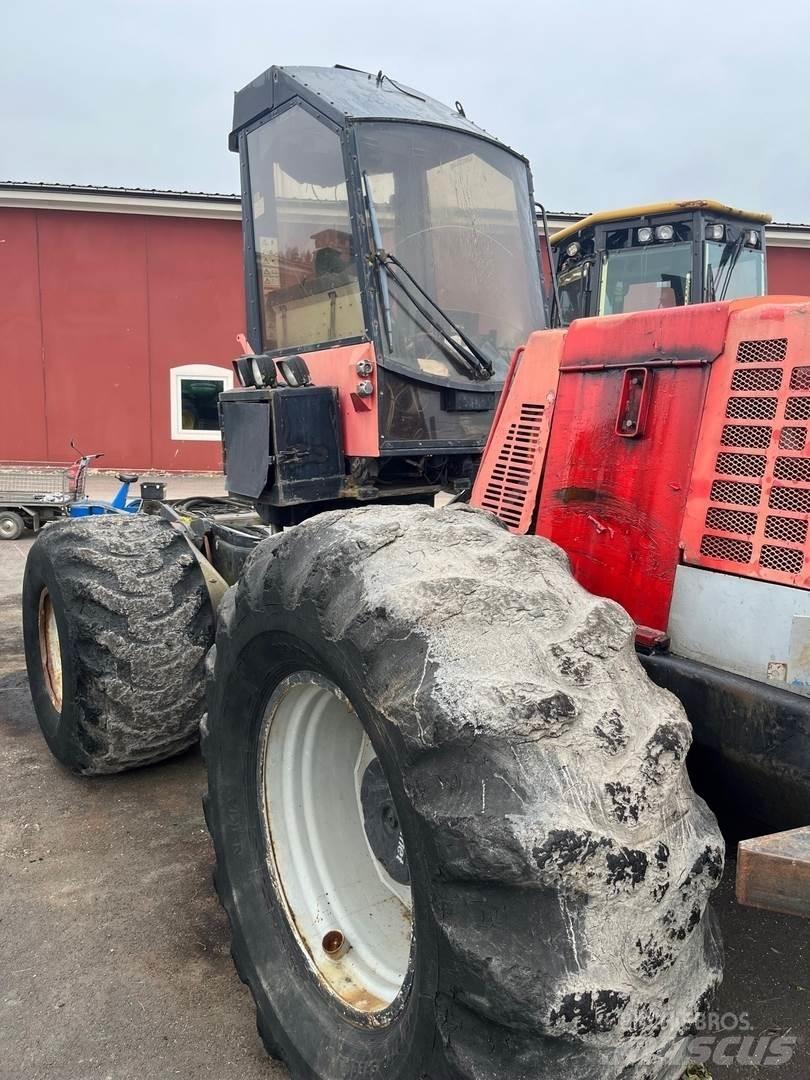 Valmet 921 Abbattitrici, Disboscatrici