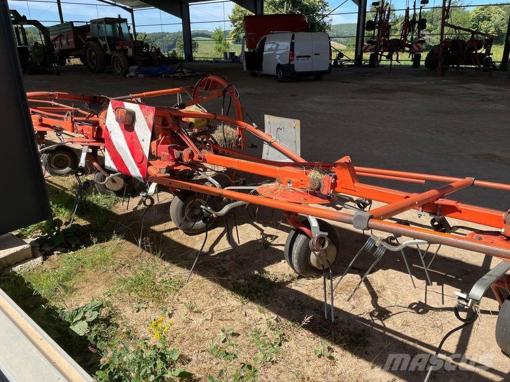 Fella TH 800 Ranghinatori