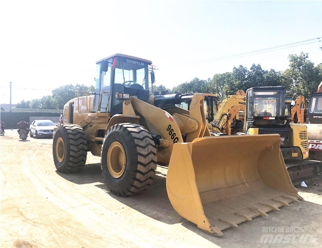 CAT 966 G Pale gommate