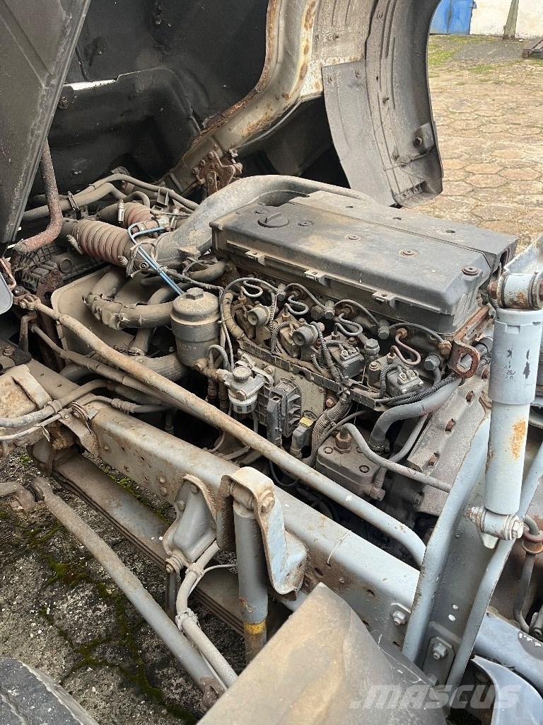 Mercedes-Benz 814 Camion con sponde ribaltabili