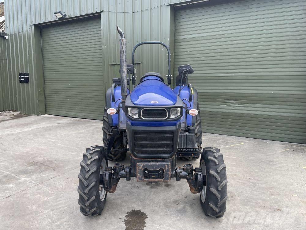 Farmtrac 6050E Trattori