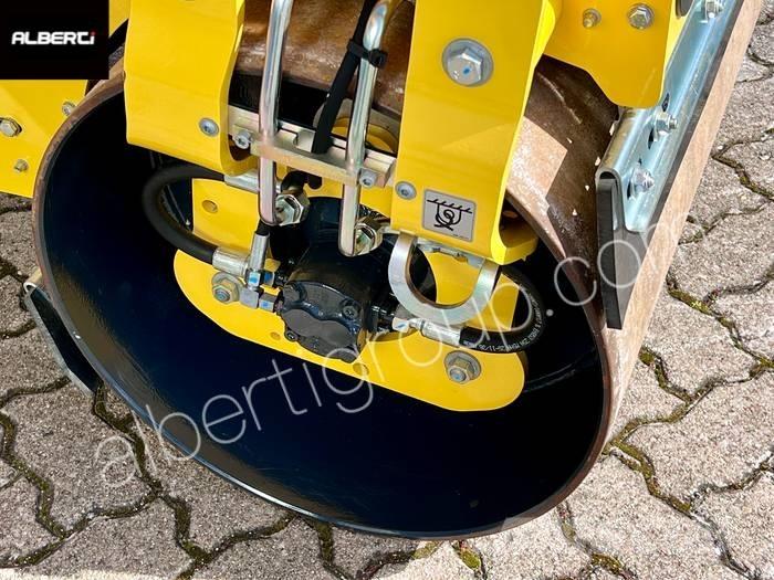 Bomag BW 100 AD M-5 Rulli a doppio tamburo