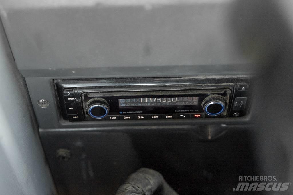 Doosan DX 140 W-3 Escavatori gommati