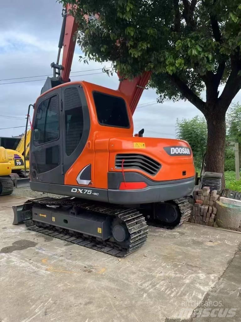 Doosan DX75 Miniescavatori