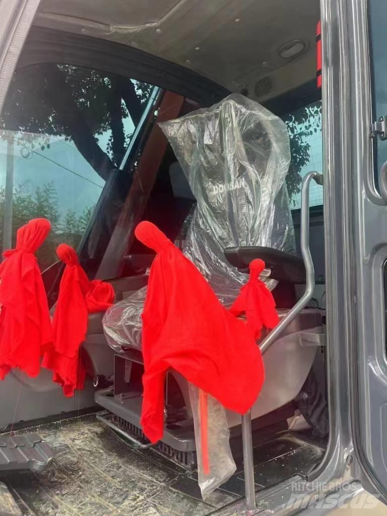 Doosan DX75 Miniescavatori