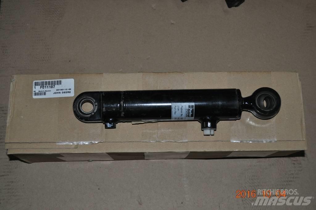 John Deere H762B Decespugliatrici e trinciatrici idrauliche