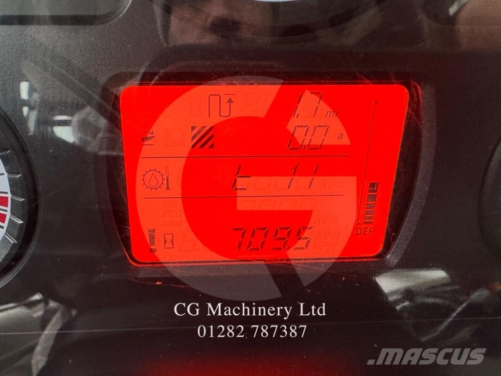 Massey Ferguson 4709 Trattori