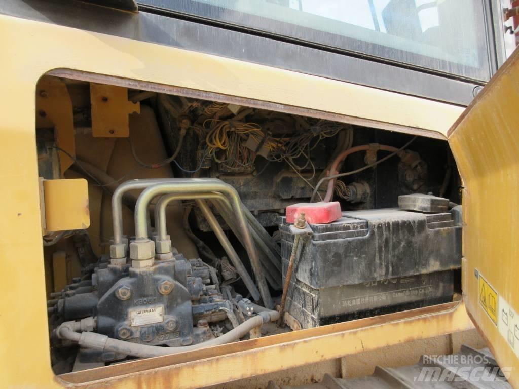 CAT D5K Dozer cingolati