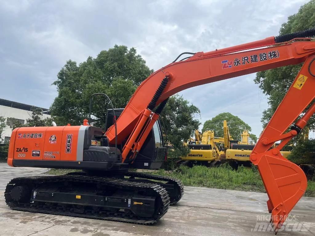 Hitachi ZX 200 Escavatori cingolati