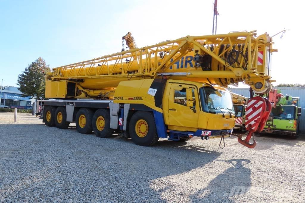 Grove GMK 5250 L Gru per tutti i terreni