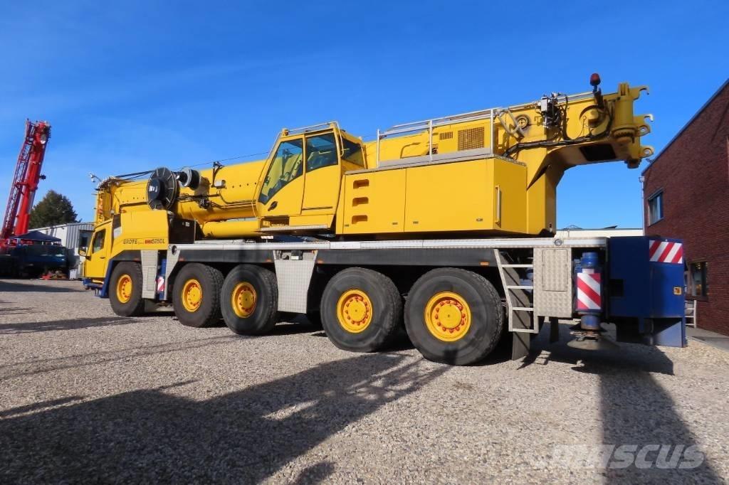 Grove GMK 5250 L Gru per tutti i terreni