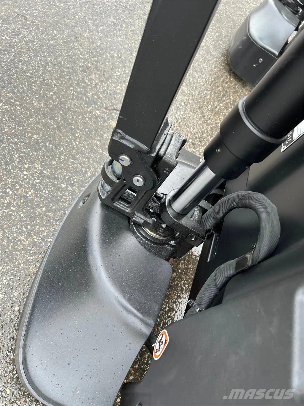 EP L 154 Piattaforme cingolate, Piattaforme a ragno e Montacarichi