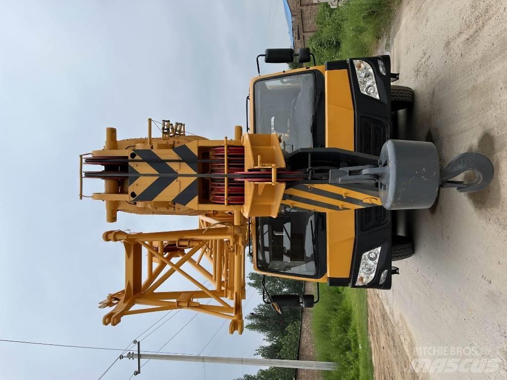 XCMG QY130K-1 Gru per tutti i terreni