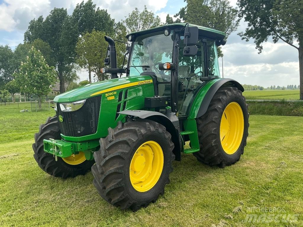 John Deere 5090 M Trattori