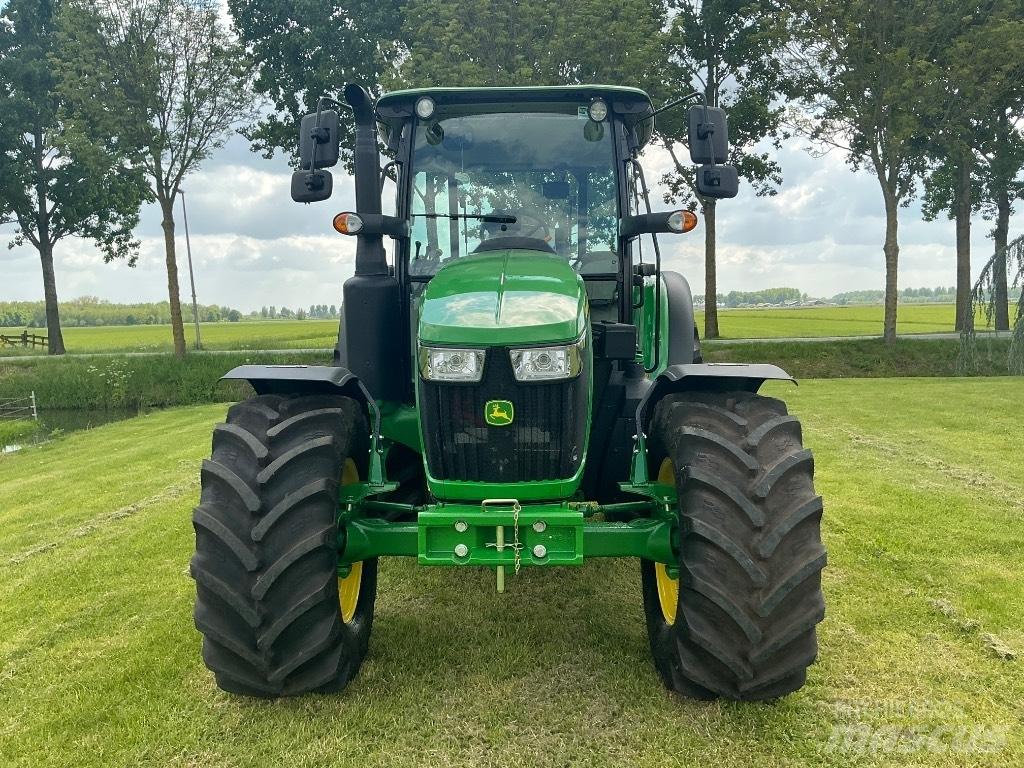 John Deere 5090 M Trattori