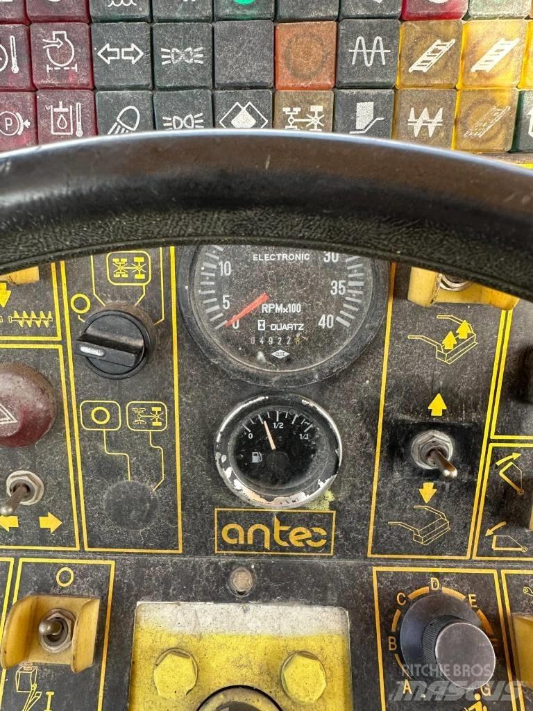 Ammann AFW 350 E Finitrici