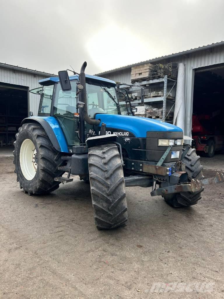 New Holland 8360 Trattori