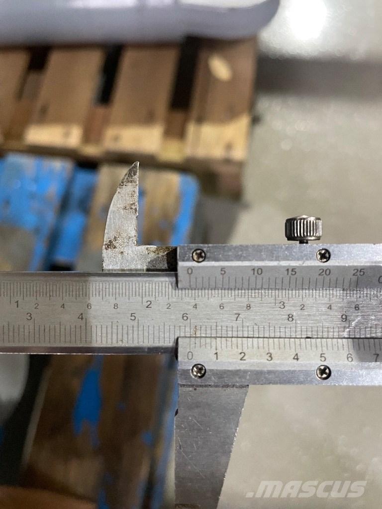 Menzi Muck Cilinders Componenti idrauliche