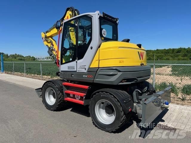 Wacker Neuson EW 100 Escavatori gommati