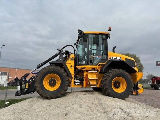 JCB 413 S Pale gommate