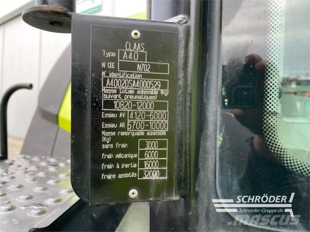 CLAAS AXION 810 Trattori