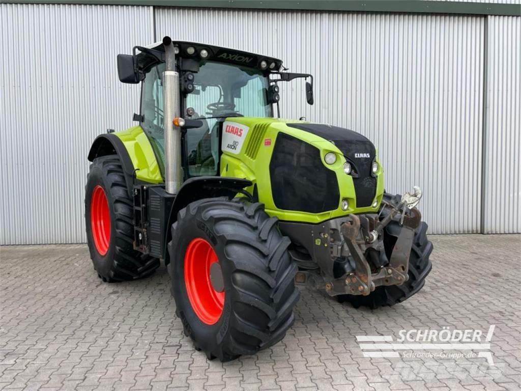 CLAAS AXION 810 Trattori