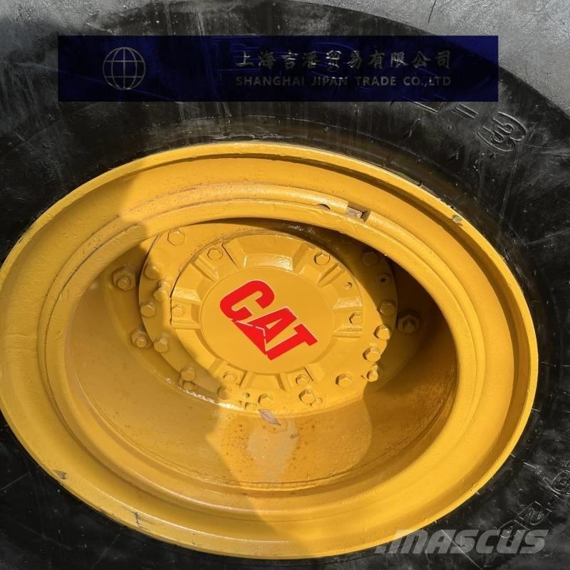 CAT 966 H Pale gommate