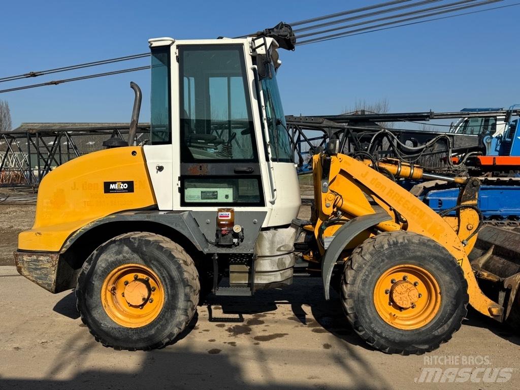 Liebherr L 508 Pale gommate