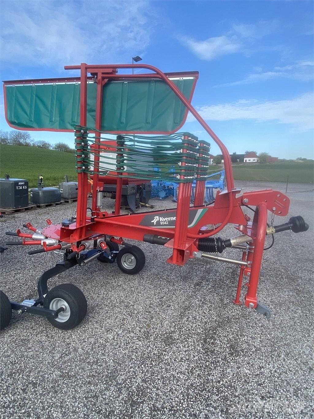 Kverneland 9542 Falciandanatrici