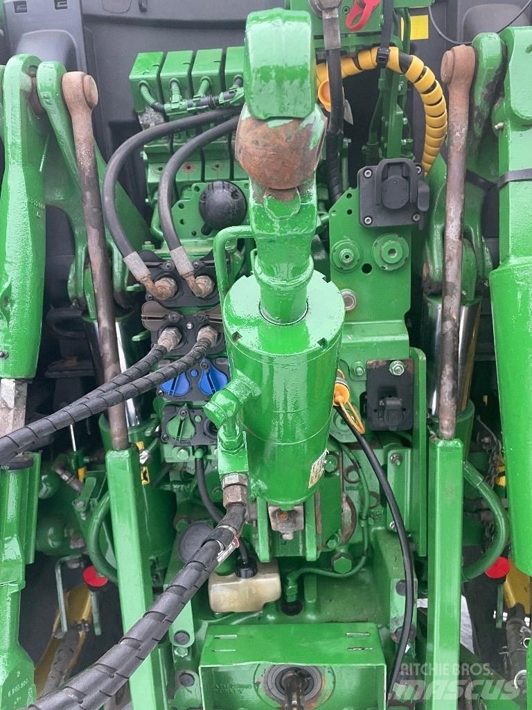 John Deere 6145R Trattori