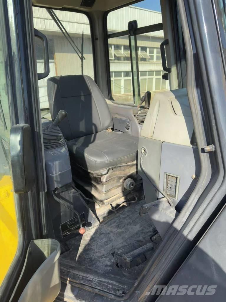 Komatsu D 85 EX-18 Dozer cingolati