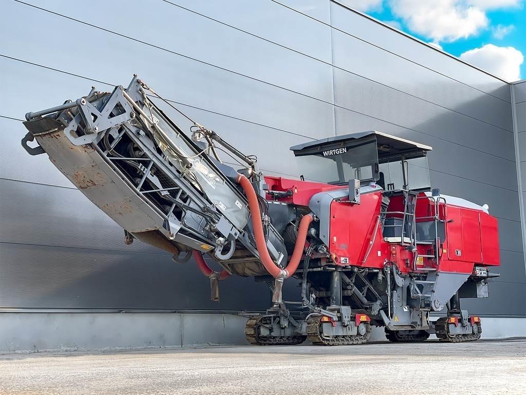 Wirtgen W 200 I Fresa a freddo per asfalto