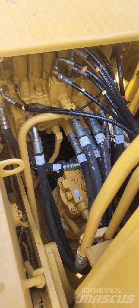 CAT 313D2GC Escavatori cingolati