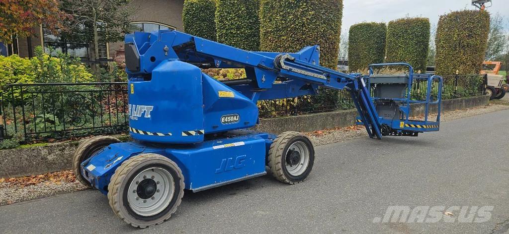 JLG E450aj Piattaforme a braccio articolato