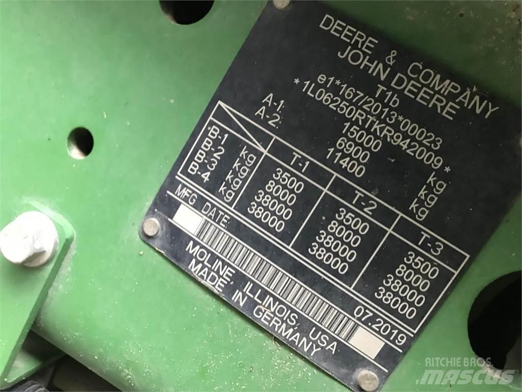 John Deere 6250R Trattori