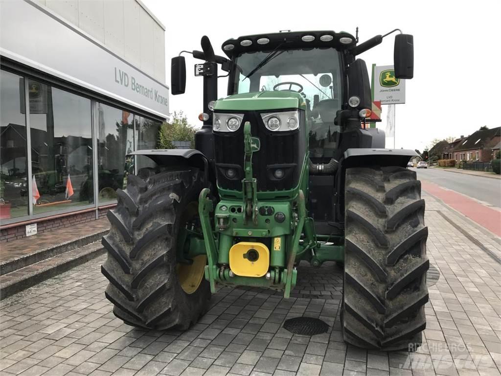 John Deere 6250R Trattori