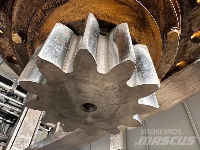 CAT 325 C Swing gear Trasmissione