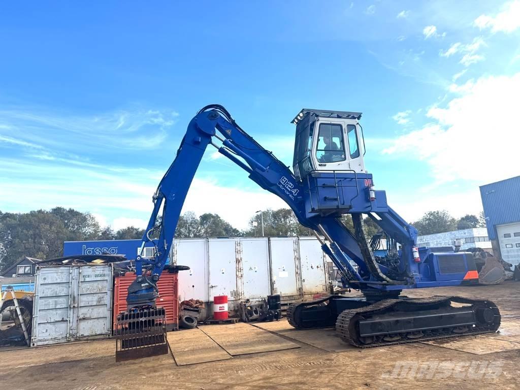 Liebherr R 924 B EW Movimentazione rifiuti