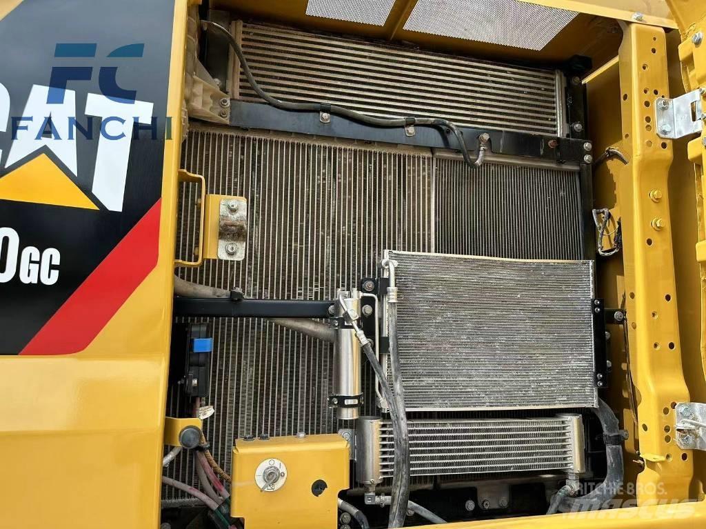 CAT 330GC Movimentazione rifiuti