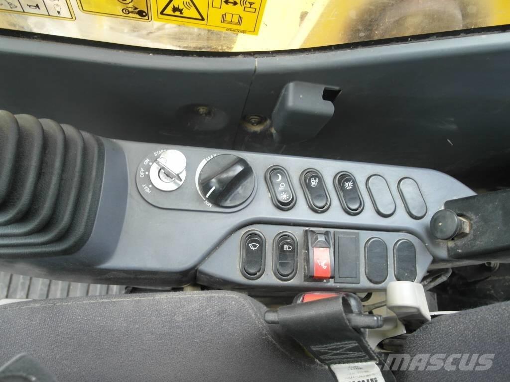 Komatsu PC 210 LC-11 Escavatori cingolati