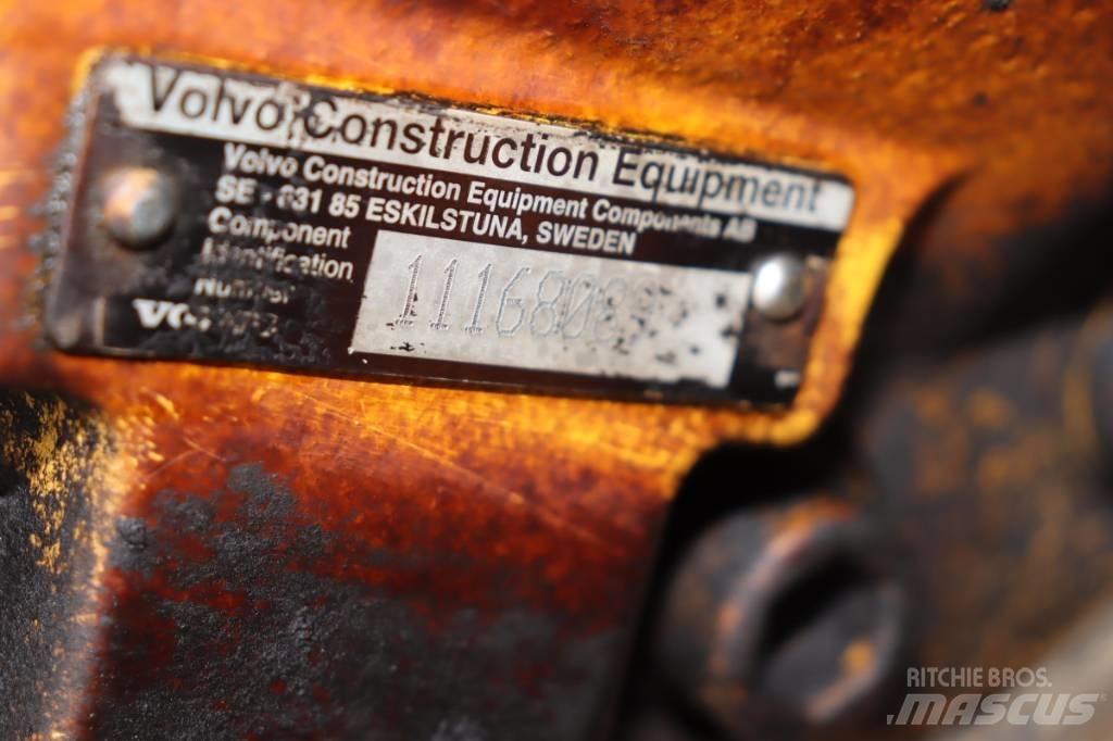 Volvo L 120 G Pale gommate