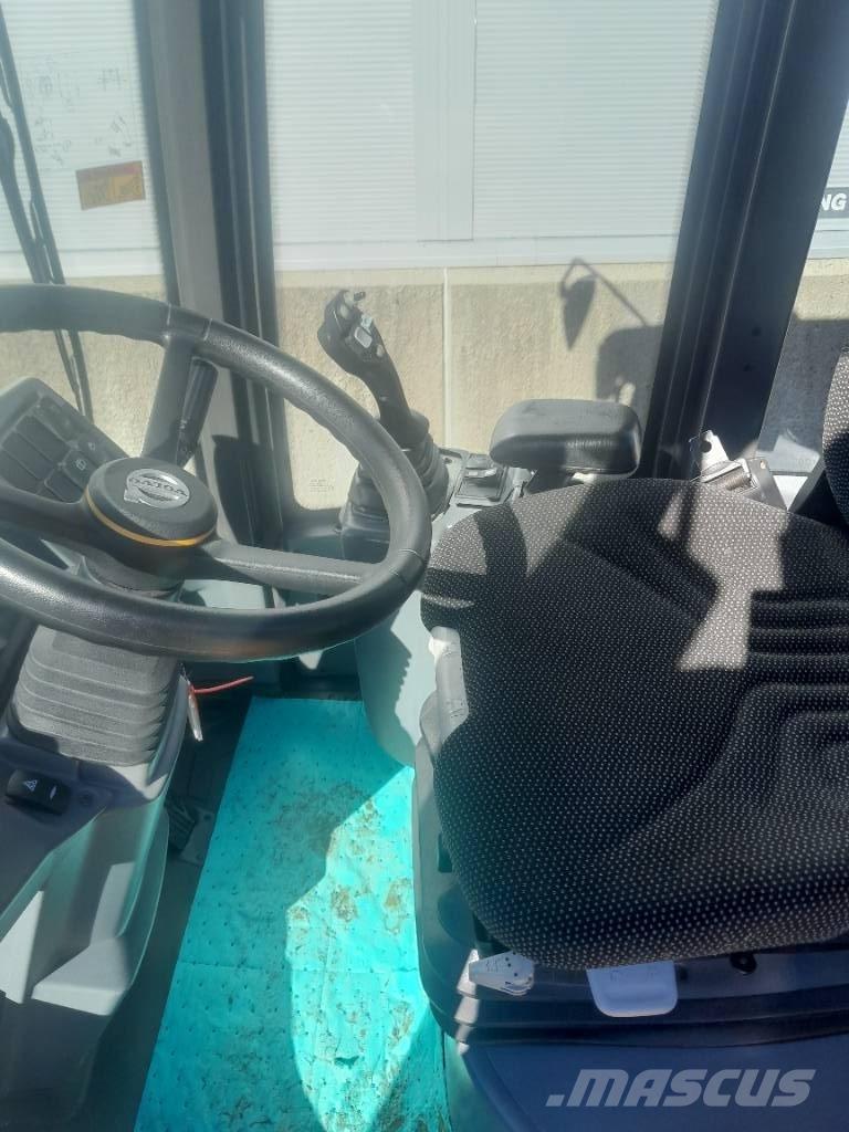 Volvo L35GS Pale gommate