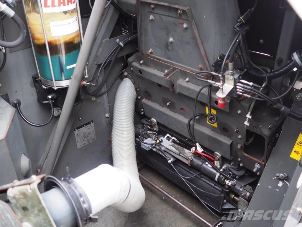 CLAAS Jaguar 940 4x4 Trince semoventi