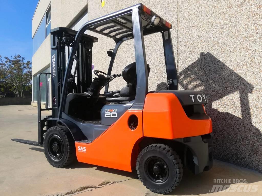 Toyota 02-8 FG F 20 Carrelli elevatori GPL