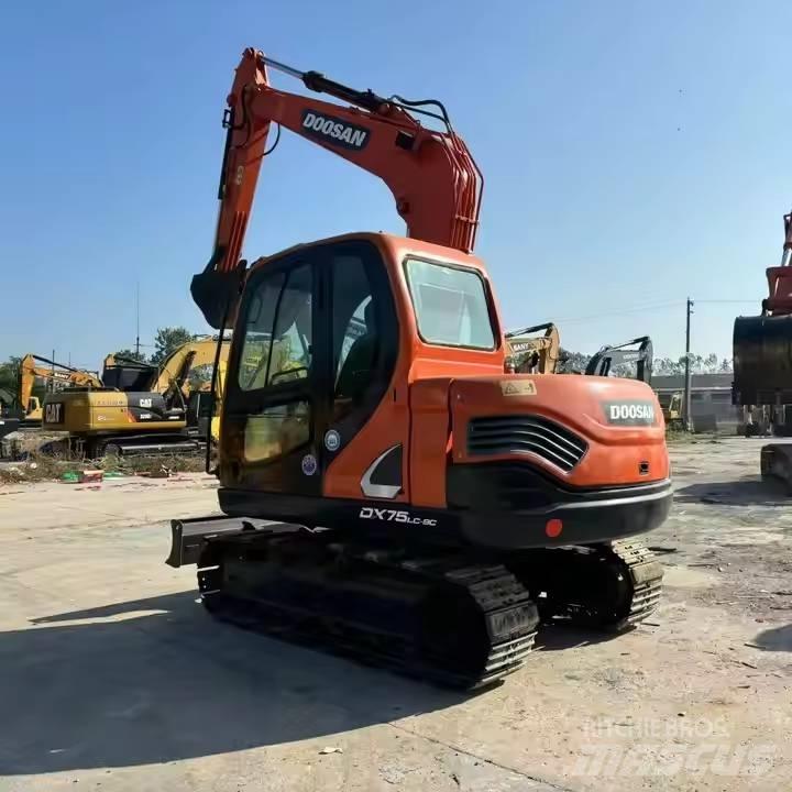 Doosan DX75-9C Escavatori medi 7t - 12t