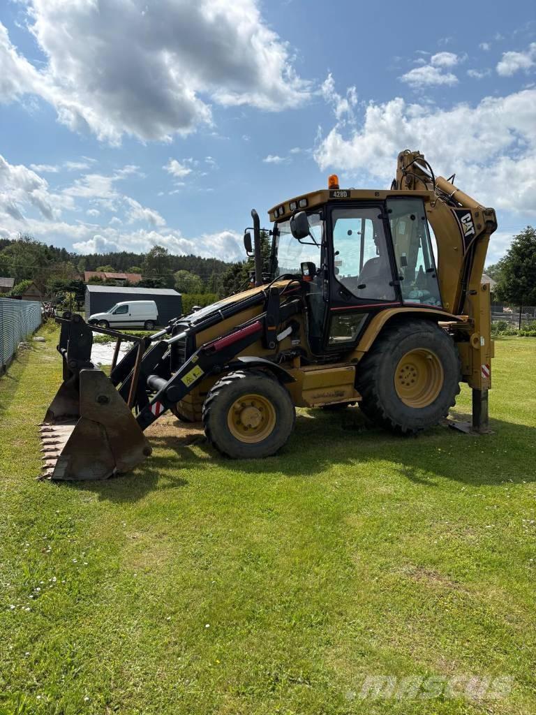 CAT 428 D 4x4 Terne